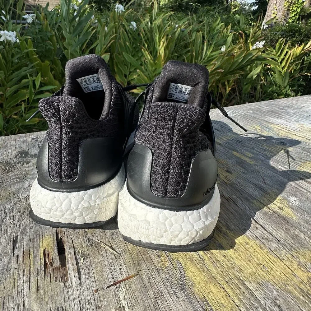 RARE Ultraboost Adidas 4.0 DNA Black Shoes Size Men’s 7.5 999